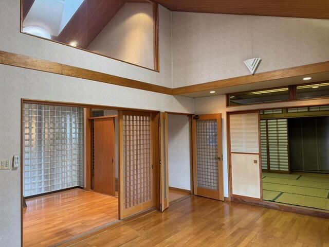 6LDK House with Extra Land for Sale in Fujieda, Shizuoka - Thumbnail 4