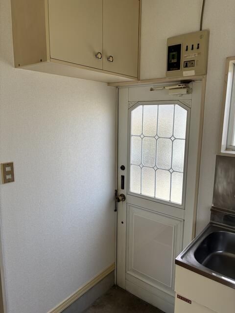 1K Apartment for Rent near Shibazawa Station, Hadano - Thumbnail 2