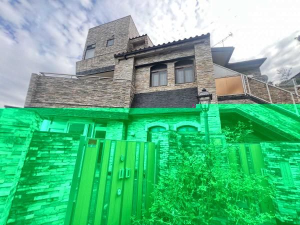 11LDK House for Sale in Yokohama's Tsurumi Ward on 910sqm Land - Thumbnail 2