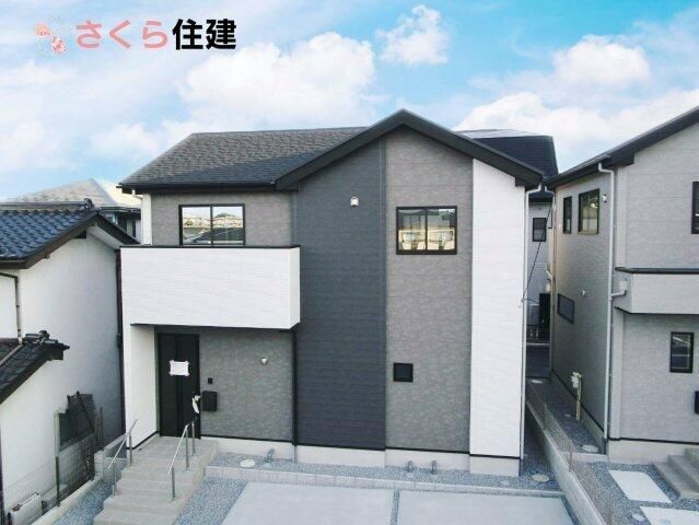 New 3LDK House in Quiet Utsunomiya with 3 Parking Spaces - Main Image