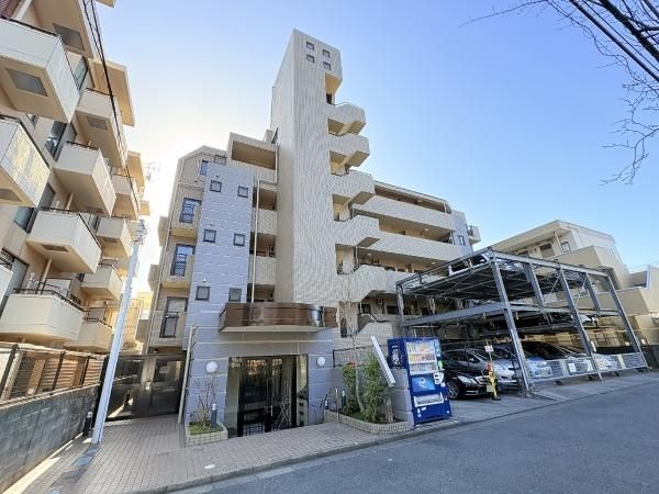 2LDK Apartment for Sale in Tama Center, Tama City, Tokyo - Thumbnail 2