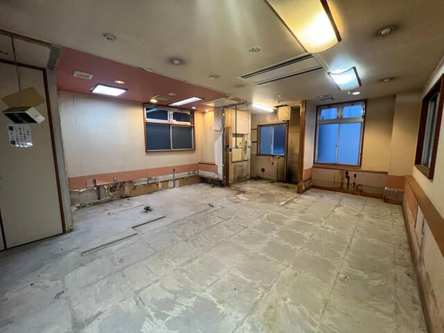 Commercial Maisonette for Rent in Hadano, Kanagawa - Thumbnail 4