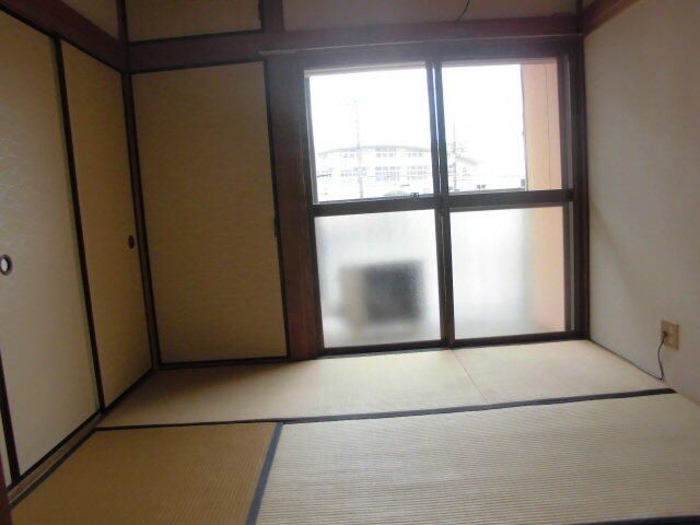 2K Apartment for Rent in Kisarazu, Chiba - 34.70 sqm - Thumbnail 4