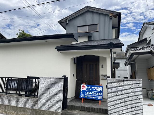 4LDK House for Sale in Quiet Fujieda, Shizuoka - Thumbnail 2