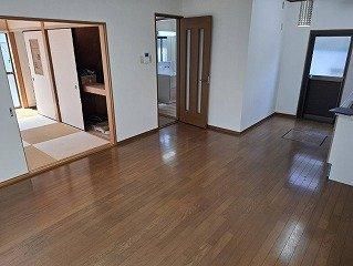 4LDK House in Kashiba, Nara - 86.11 sqm on 107.59 sqm Land - Thumbnail 4
