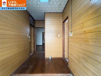 5DK Detached House for Sale in Kakamigahara, Gifu — Front_door, Kakamigahara, Gifu