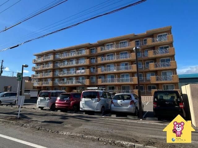 3LDK Apartment for Sale in Hakodate, Hokkaido | 66.51 sqm - Thumbnail 2