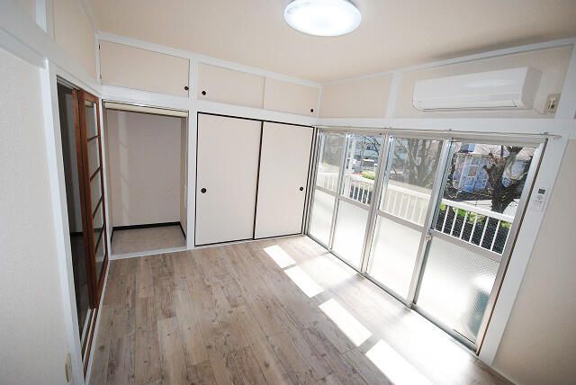 Heights Crocus 1DK Apartment for Rent in Tachikawa, Tokyo - Thumbnail 3