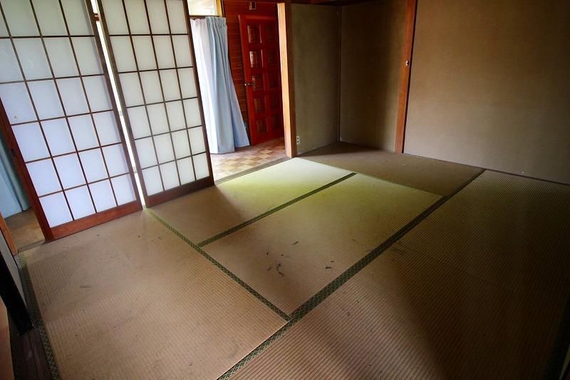 184 Tsubo Two-Generation Home for Renovation in Yonago - Image 22