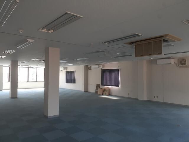 Hadano Commercial Space for Rent - 192.46 sqm near Hadano Station - Thumbnail 4