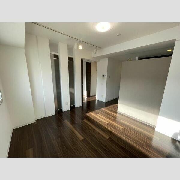 2LDK Apartment for Rent near North 18 Station, Sapporo - Thumbnail 4