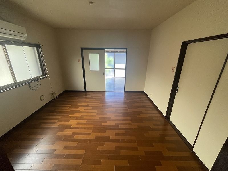 5LDK House for Sale in Nara City with Garden and Balcony - Image 22