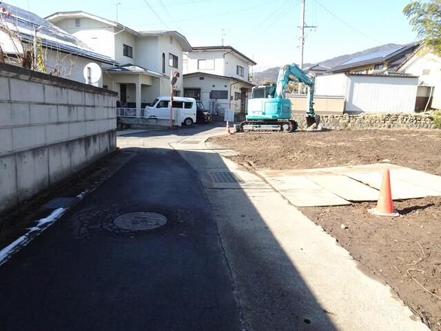 Land for Sale in Nagano City, Nagano - 558.84 sqm Plot - Thumbnail 3