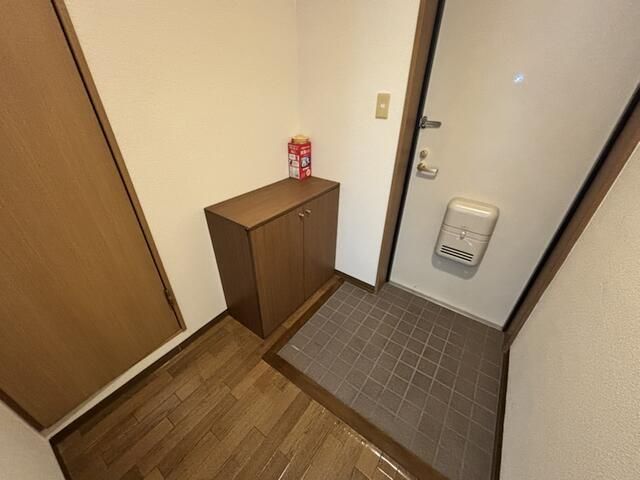 Sea Heights 2LDK Apartment for Rent in Ota, Gunma - Thumbnail 2
