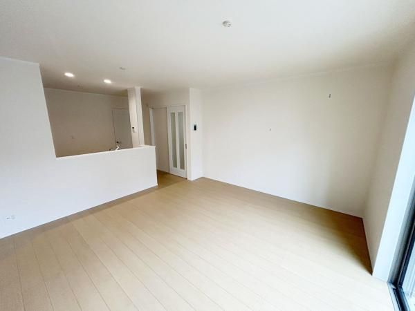 New 4LDK House in Kawaguchi, Saitama - 2025 Build - Thumbnail 3