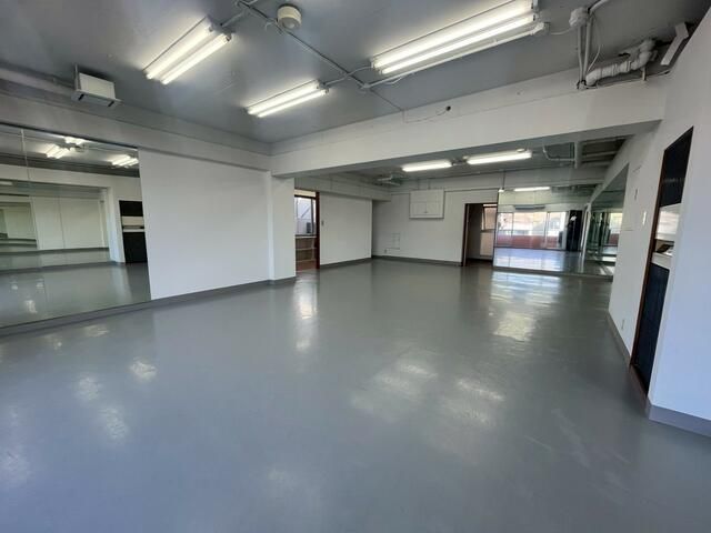 Office for Rent in Meguro, Tokyo - 81.68 sqm near Gakugei-daigaku Station - Thumbnail 2
