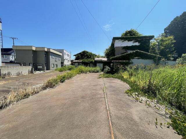 Large Residential Land Plot Near Itayanagi Station, Aomori - Thumbnail 3
