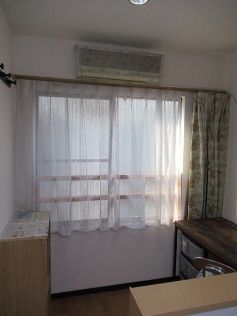 2K Terrace House for Rent in Koganecho, Yokohama - Thumbnail 3