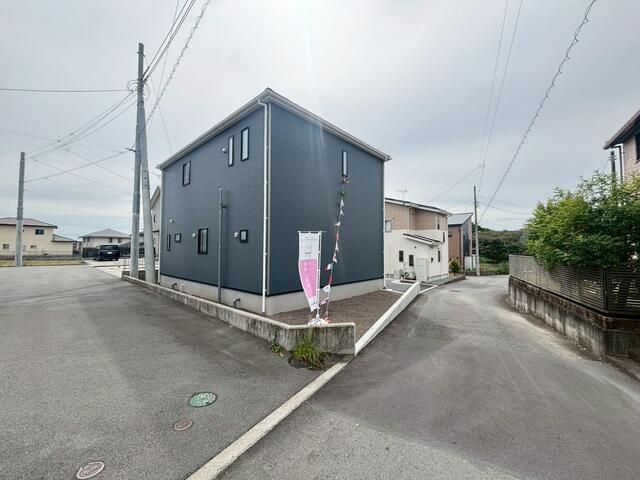 New Build 4LDK House in Fujinomiya with Seismic Damping - Image 11