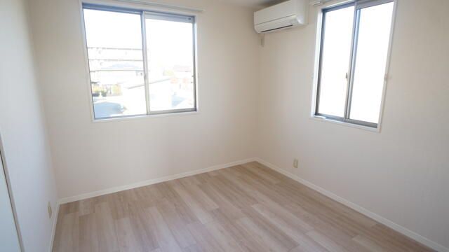 2LDK Apartment in Kofu with Free Parking & Mt. Fuji View - Thumbnail 4