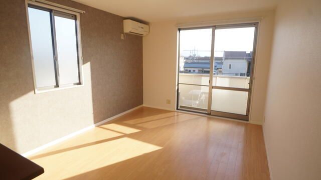 2LDK Apartment in Kofu with Free Parking & Mt. Fuji View - Thumbnail 3