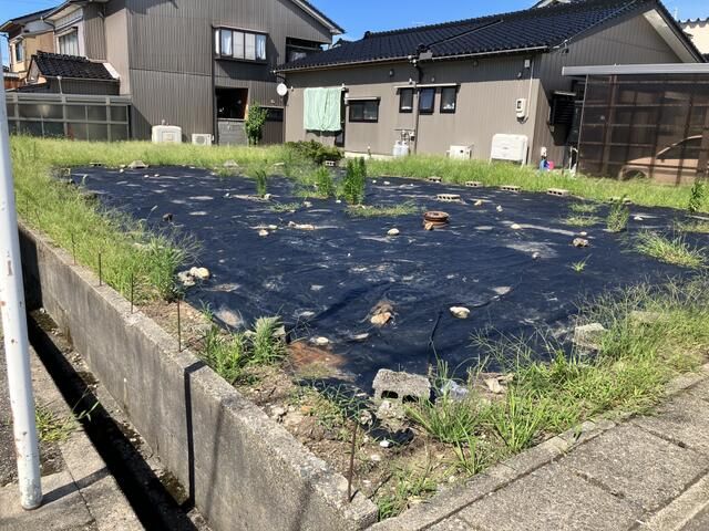Land for Sale in Takaoka City, Toyama - 267 sqm - Thumbnail 2