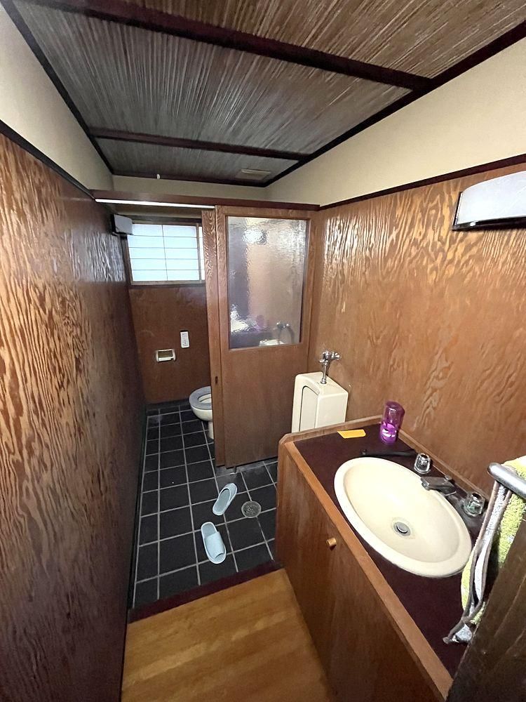 8SLDK Modern Japanese House for Sale in Awara, Fukui - Image 22