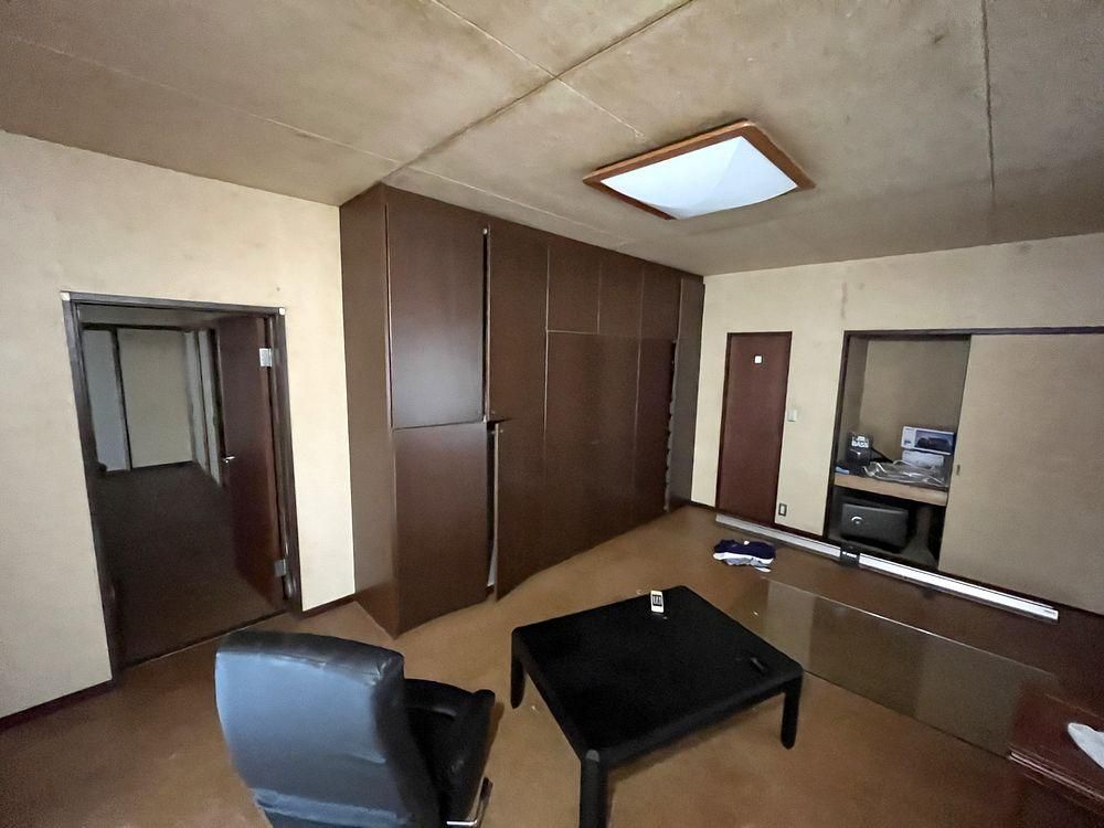 8SLDK Modern Japanese House for Sale in Awara, Fukui - Image 22