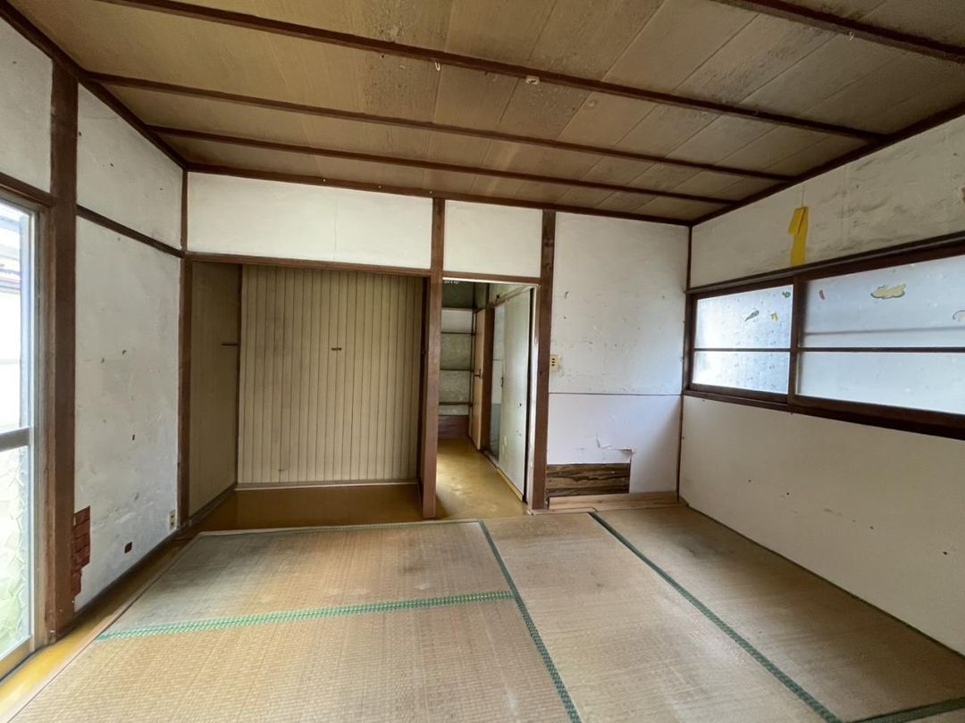 6LDK Wooden House for Sale in Hofu, Yamaguchi - 112 sqm - Thumbnail 2