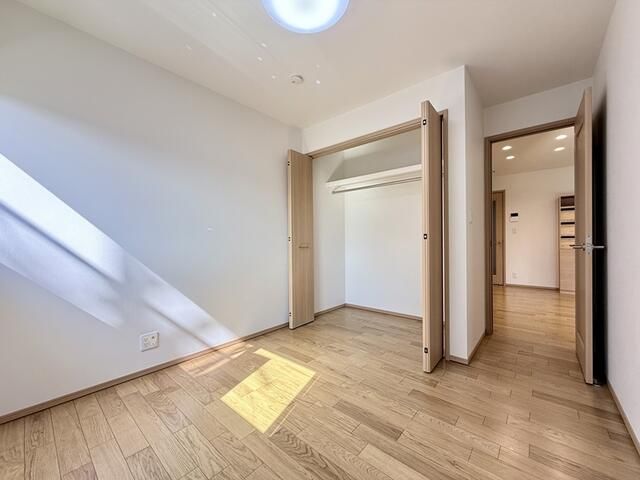 Modern 3LDK House in Quiet Kisarazu, Chiba | 2023 Build - Thumbnail 2