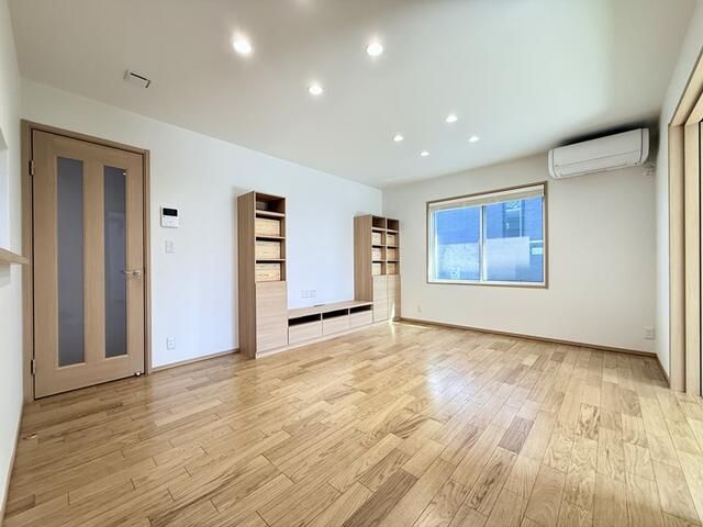 Modern 3LDK House in Quiet Kisarazu, Chiba | 2023 Build - Thumbnail 4