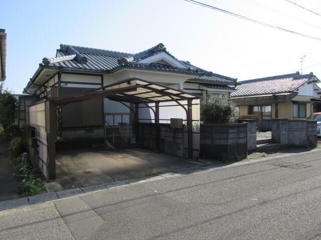 3DK Single-Family House for Sale in Miyakonojo, Miyazaki - Thumbnail 3