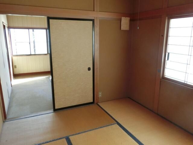 7DK House with 3 Car Parking in Yamagata City, Yamagata - Thumbnail 4