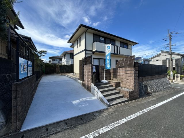 4LDK Detached House for Sale in Chikushino, Fukuoka - Thumbnail 3