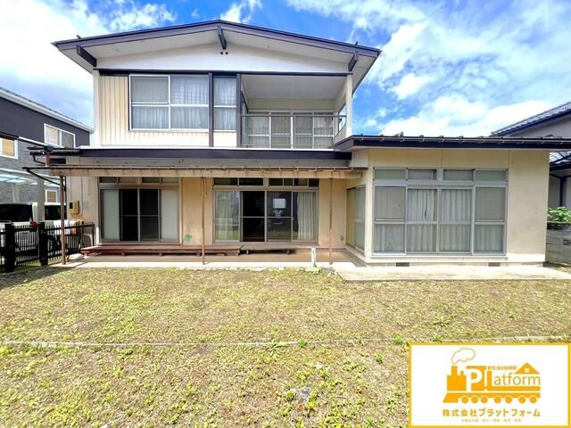 6DK Detached House in Iwanuma, Miyagi - 157 sqm - Thumbnail 2
