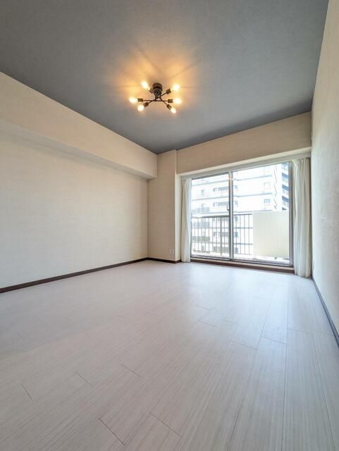 Renovated 3LDK Apartment Near Misato Station, Saitama - Thumbnail 2