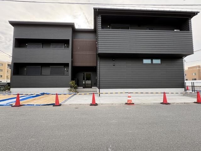 New 1LDK Apartment in Chigasaki, Kanagawa - Thumbnail 2