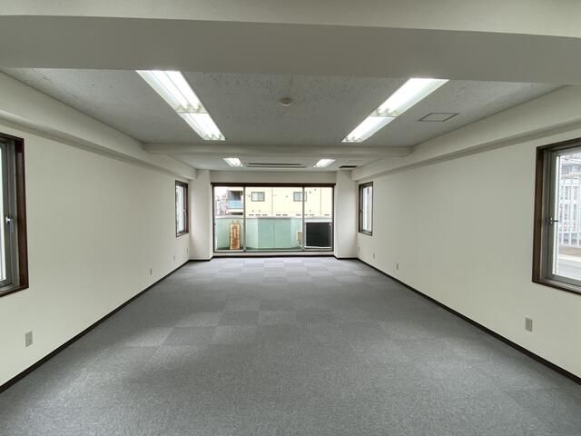 Commercial Space for Rent in Nishi-Tokyo, 60.94 sqm - Thumbnail 4