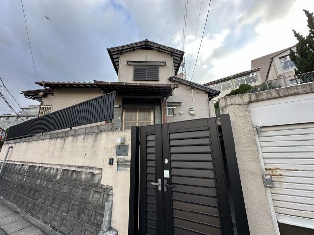 6LDK House for Sale in Fukuoka's Higashi Ward with 2 Free Parking - Thumbnail 3