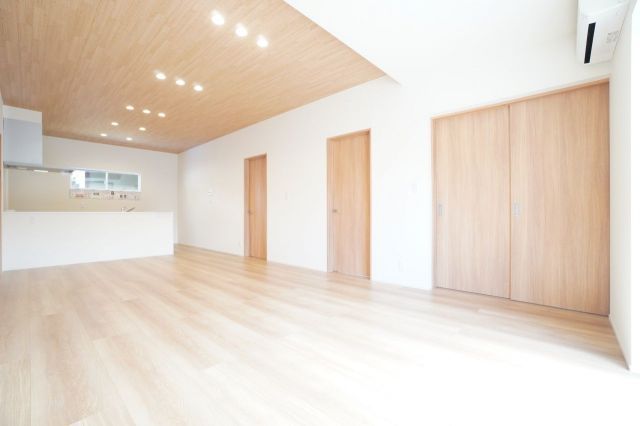 New 4LDK House in Ōkawa, Fukuoka | 251 sqm Land - Thumbnail 3