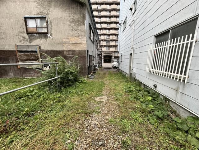 Land for Sale in Central Sapporo, Hokkaido - 52.89 sqm - Thumbnail 2