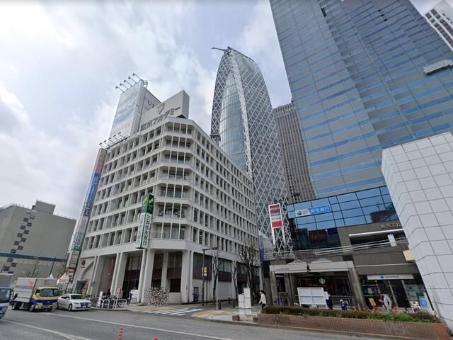 Shinjuku Commercial Office Space for Rent - 92.23 sqm near Shinjuku Station - Thumbnail 3