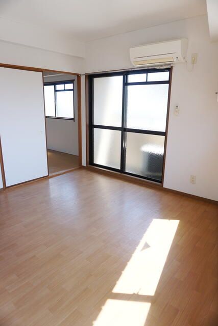 2K Apartment for Rent in Kita Ward, Tokyo - 82,000 Yen - Thumbnail 3