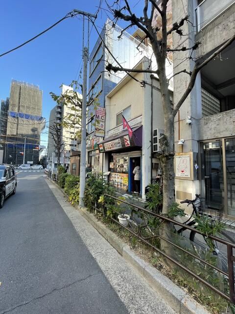 Bunkyo Nezu Commercial-Residential Building for Sale in Tokyo - Thumbnail 4