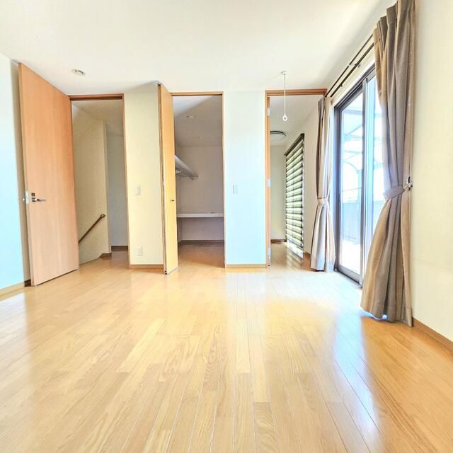 5LDK Family Home in Takasaki with 264㎡ Land - Thumbnail 3