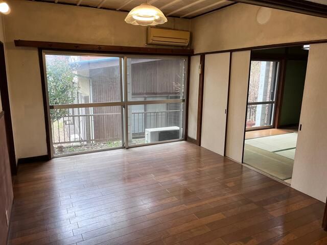 5LDK Rental House in Hayama, Kanagawa with Garden and Free Parking - Thumbnail 3