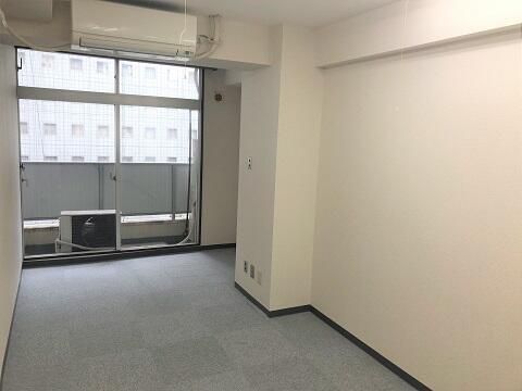 Shinjuku 1R Apartment for Sale with Office Use Approval - Thumbnail 4