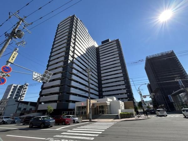 4LDK Apartment for Sale in Sapporo Nishi Ward, Hokkaido - Thumbnail 3