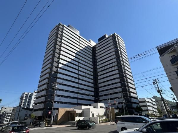 4LDK Apartment for Sale in Sapporo Nishi Ward, Hokkaido - Thumbnail 2