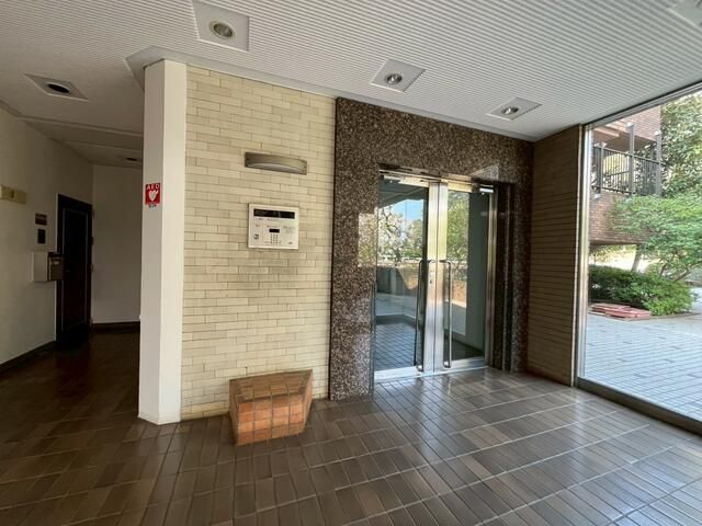 3LDK Apartment for Sale in Wakabadai, Yokohama - Thumbnail 2